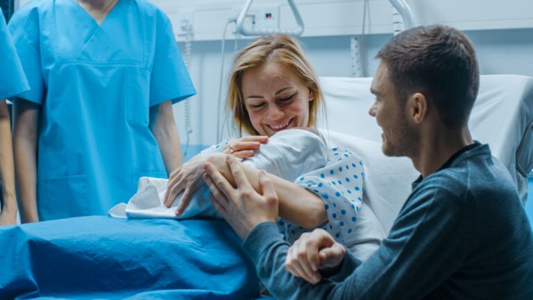 Accouchement : découvre tout sur l’épisiotomie