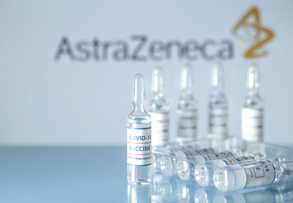 AstraZeneca : plus de bénéfices que de risques affirme l’Agence européenne du médicament