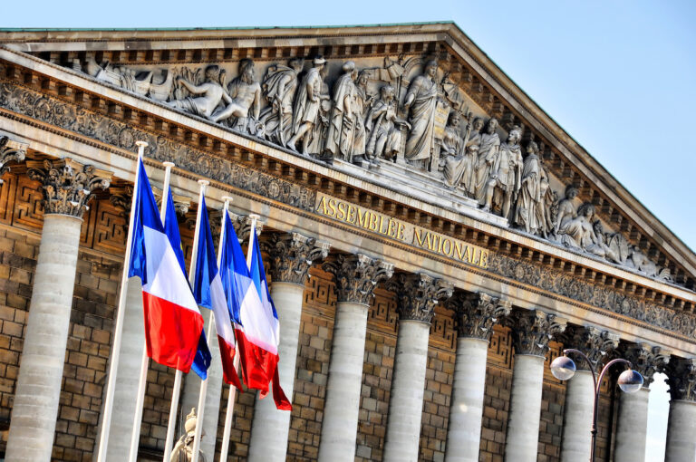 Passe vaccinal : que prévoit le projet de loi voté par l’Assemblée nationale ?