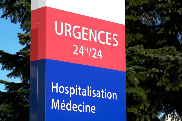 Hôpitaux : les services des urgences n’en peuvent plus