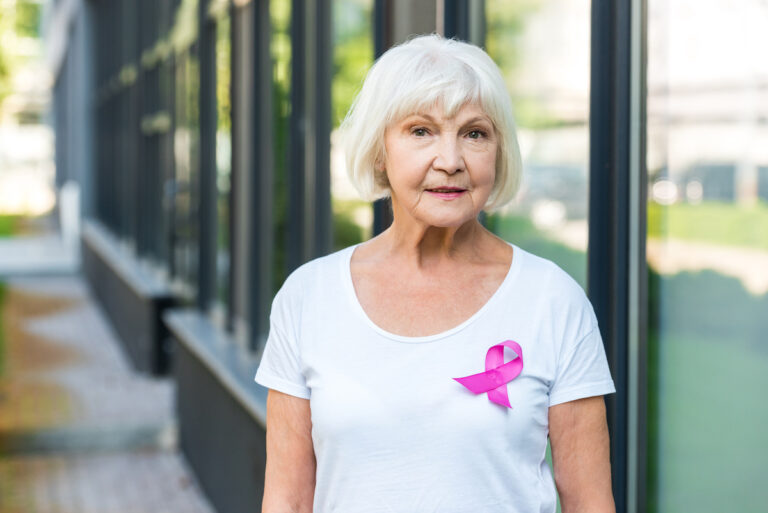 Octobre rose : après 74 ans, le risque du cancer du sein perdure