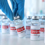 Fake news : Les vaccins anti-Covid sont-ils à l'origine «d'arrêts cardiaques inexpliqués» ?