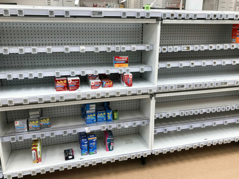 Pénuries de médicaments : la situation va-t-elle s’améliorer ? Pénuries de médicaments : la situation va-t-elle s’améliorer ?