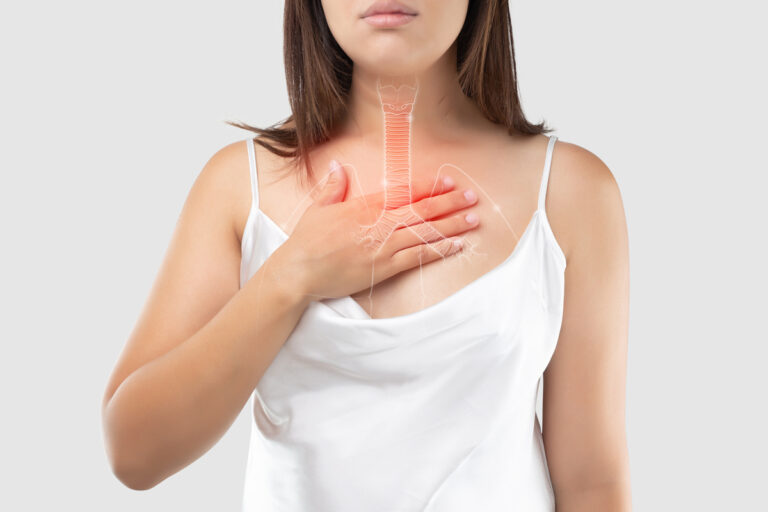 Cancer de l’œsophage : ces signes à ne pas négliger Cancer de l’œsophage : ces signes à ne pas négliger