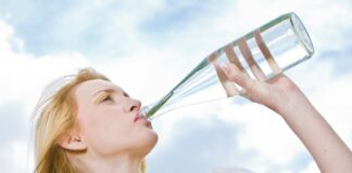 Boire beaucoup d'eau, peut-il nuire à votre santé ?