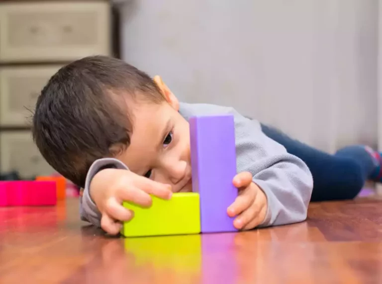 Bébé : une appli révolutionnaire pour dépister l’autisme chez les tout-petits
