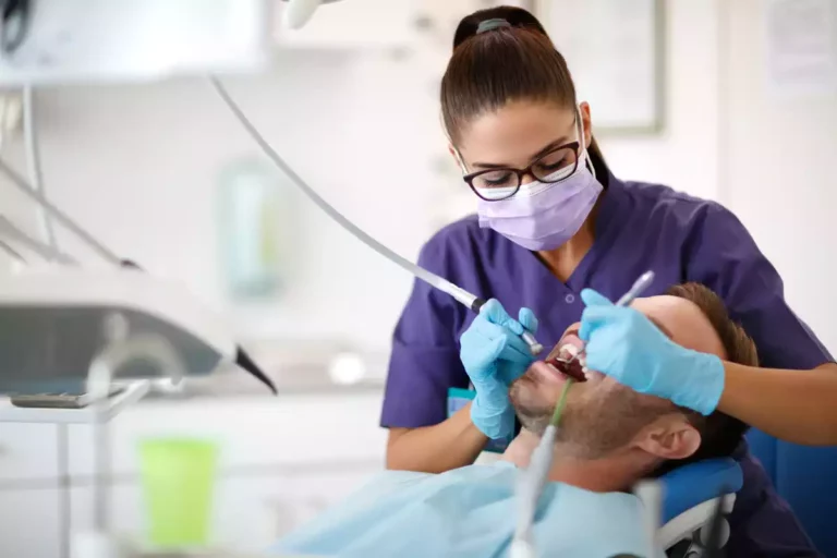Pourquoi y a t-il une pénurie de dentiste en France ?