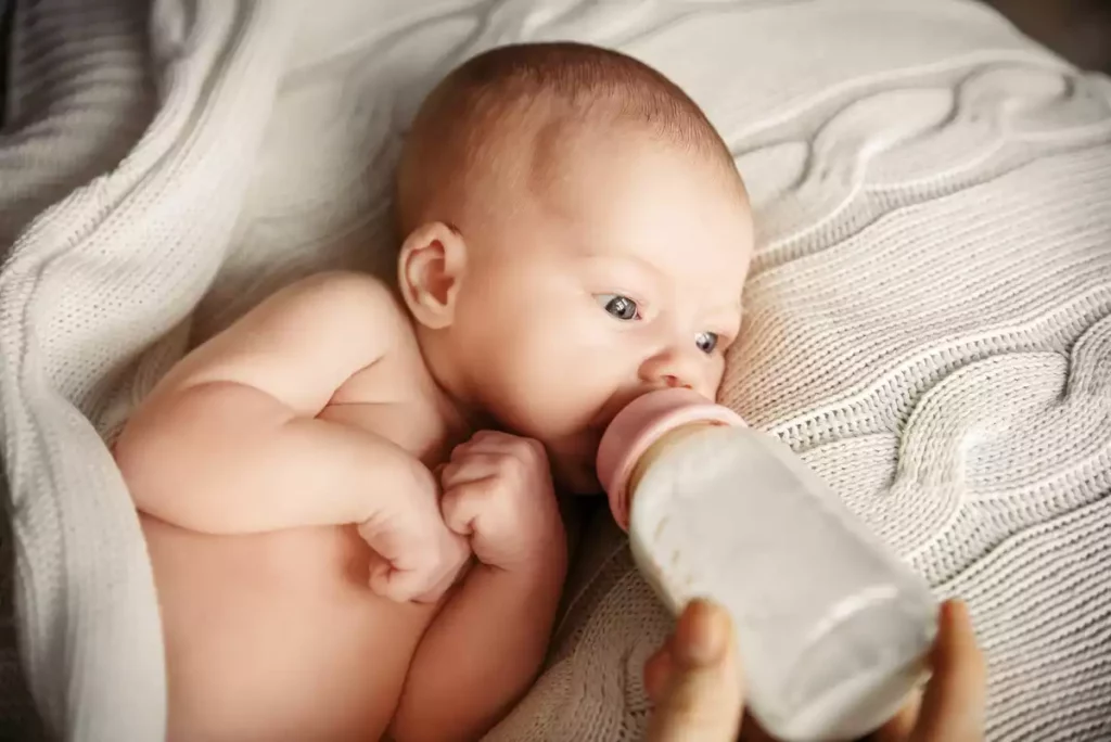 Biberons, bavoirs : des substances cancérogènes retrouvés dans les articles pour bébé
