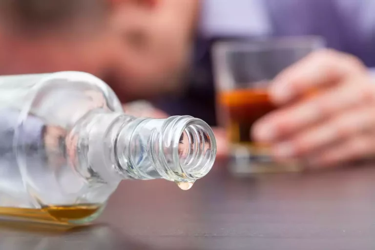 Alcoolisme : les premiers signes qui devraient vous alerter