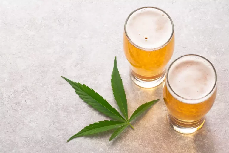 États-Unis: il y a plus de fumeurs quotidiens de cannabis que de buveurs d'alcool