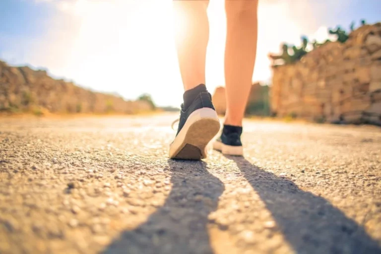 Semelles thérapeutiques : la clé pour des jambes légères et en santé