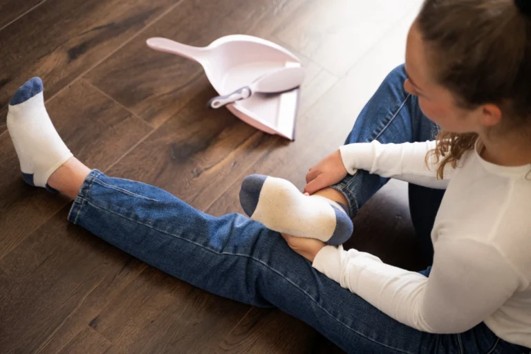 chaussettes sales aux pieds