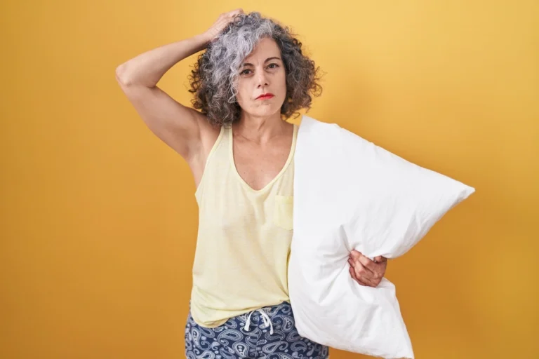 Combien d&rsquo;heures devez-vous dormir apr&egrave;s 50 ans ?