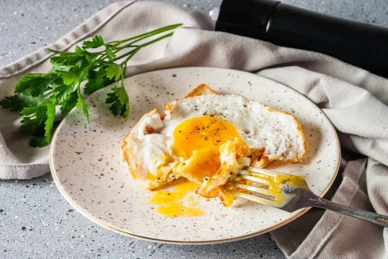 Œufs : combien peut-on vraiment en manger par jour sans risque ? Manger des œufs tous les jours